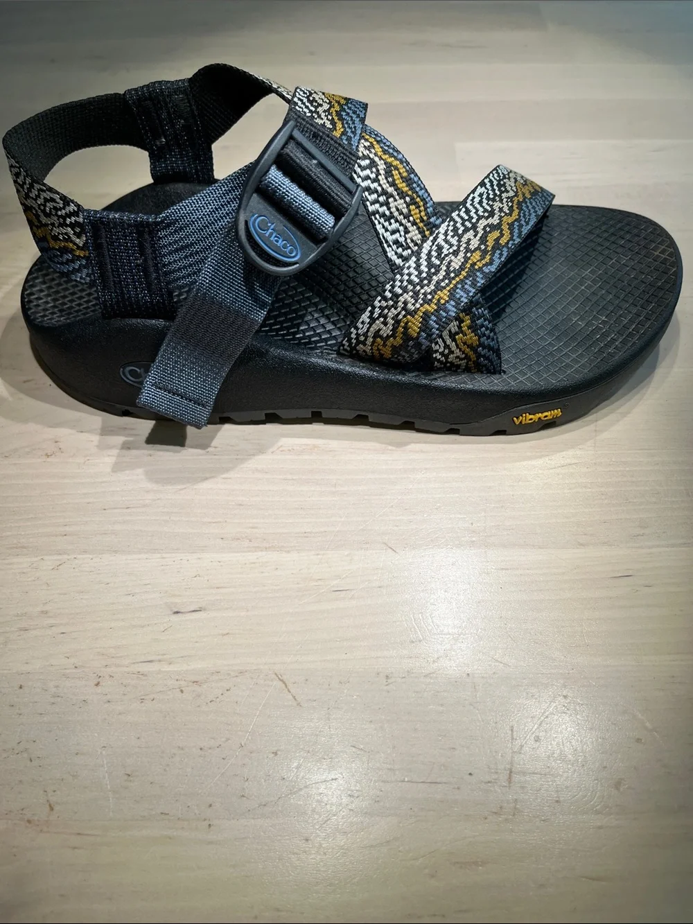 Great condition Chaco Men's Z/1 Rapid Pro Adjustable Strap Classic Sandal l